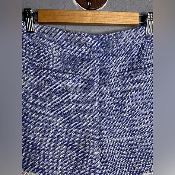 Kate Spade Tweed Shorts in size 2 - Picture 6 of 10